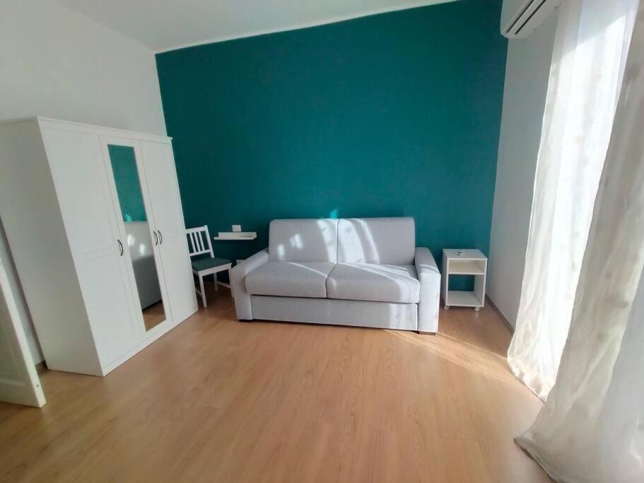 Aura Apartment Bari Eksteriør bilde